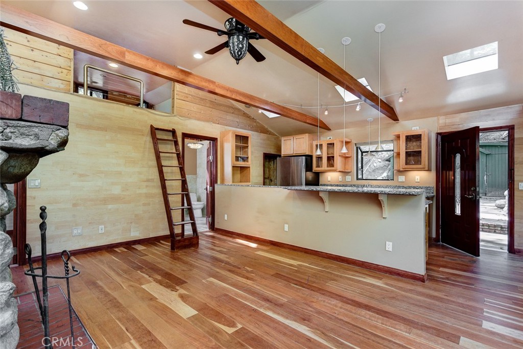 4030 Chaney Trail Altadena, CA 91001 - Photo 17 of 24