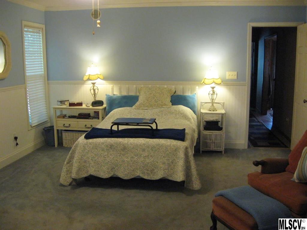 3619 Falling Creek Road Hickory, NC 28601 - Photo 4 of 21 Gallery Image 4