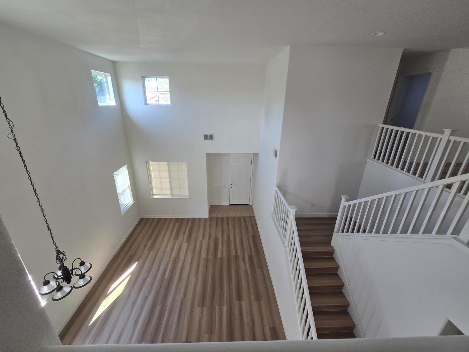 10554 Rudder Way Stockton, CA 95209 - Photo 13 of 40