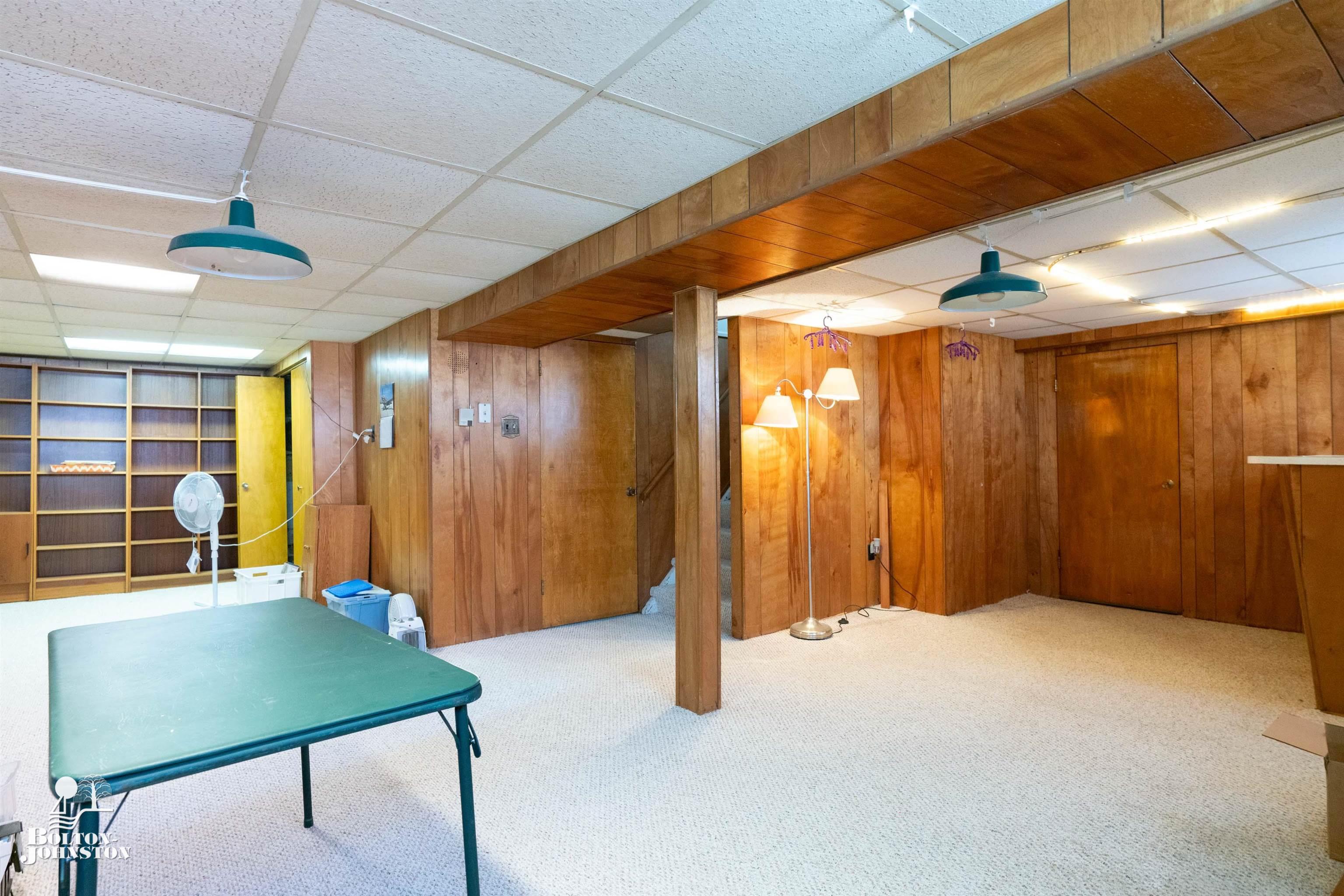 259 McMillan Road Grosse Pointe, MI 48236 - Photo 31 of 39 50105625-30.JPG