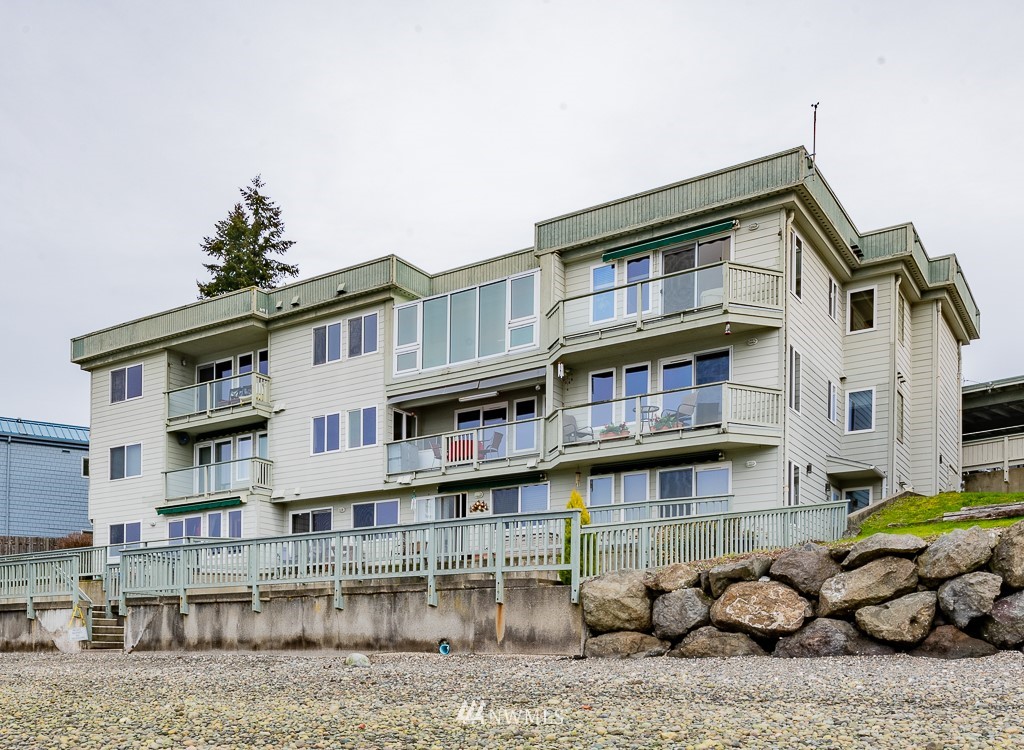 1127 Wheaton Way, Unit B2 Bremerton, WA 98310 - Photo 24 of 28