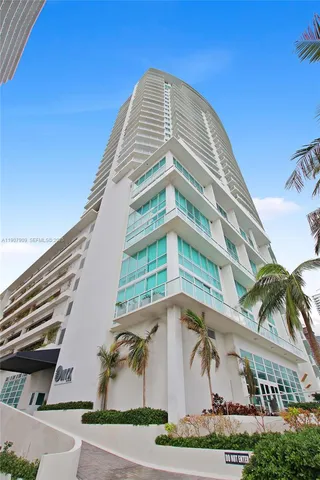 $6,350 | 665 Northeast 25th Street, Unit PHI01, Miami, FL 33137