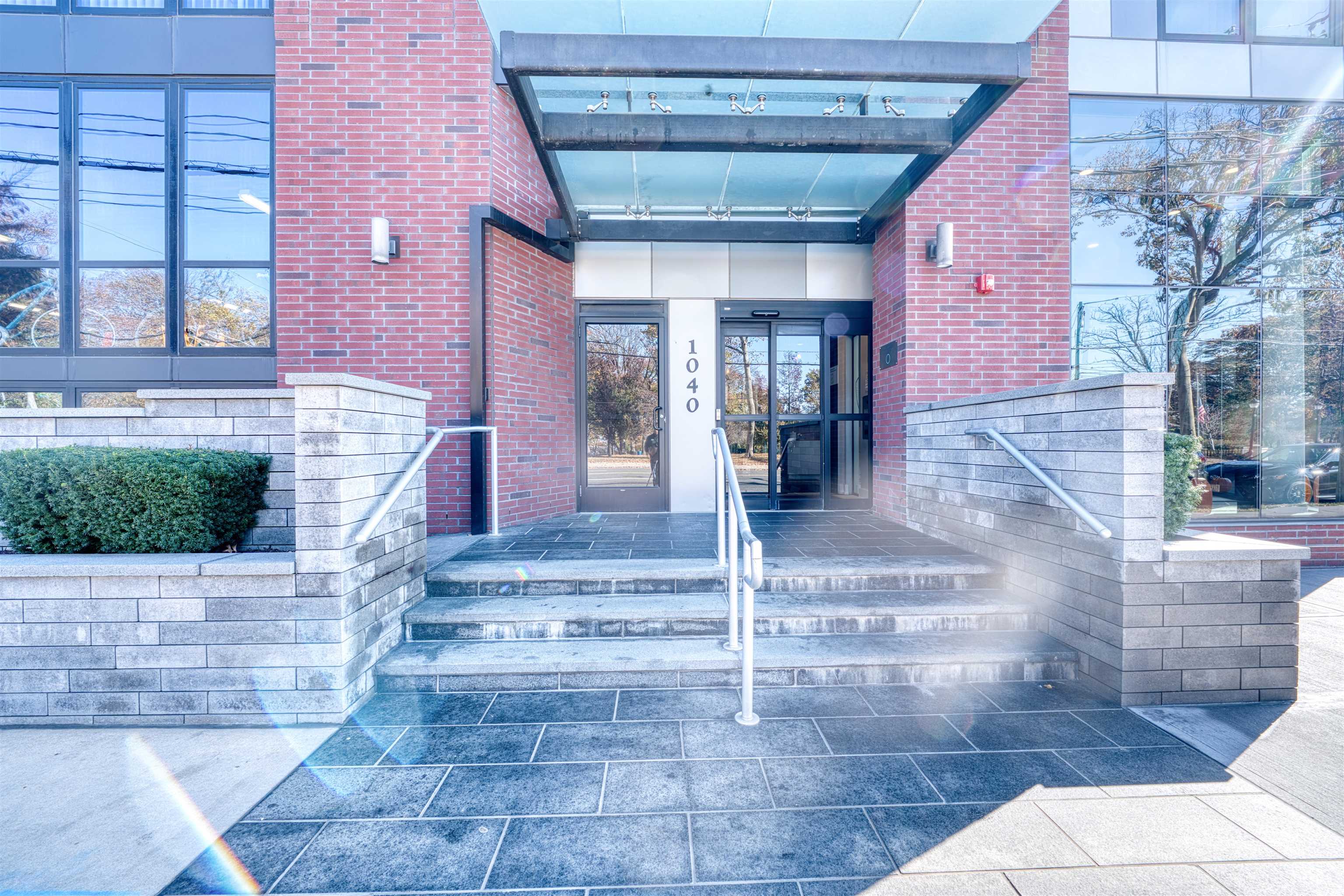 1040 John F. Kennedy Boulevard, Unit 504 Bayonne, NJ 07002 - Photo 33 of 37