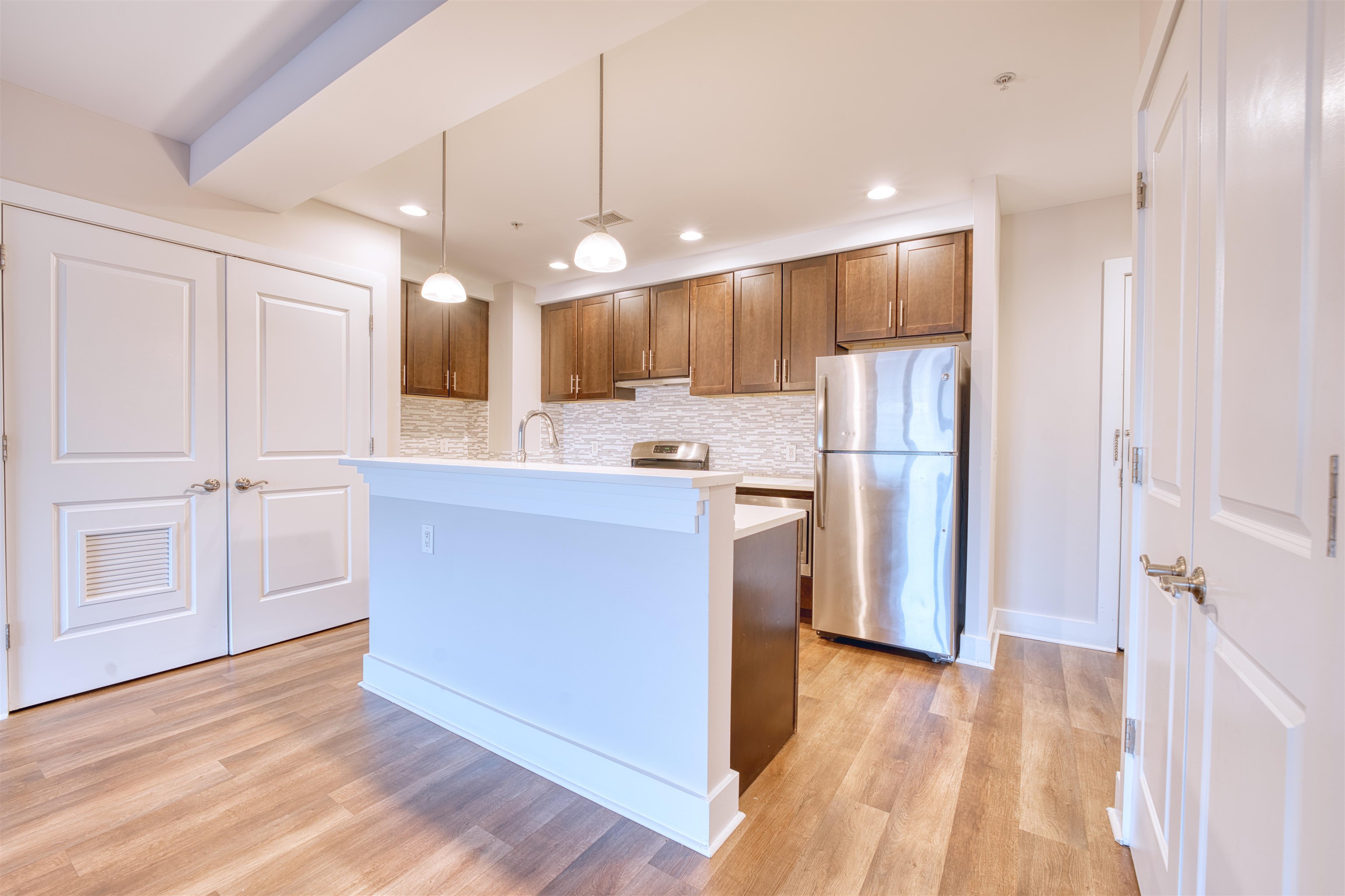 1040 John F. Kennedy Boulevard, Unit 504 Bayonne, NJ 07002 - Photo 6 of 37