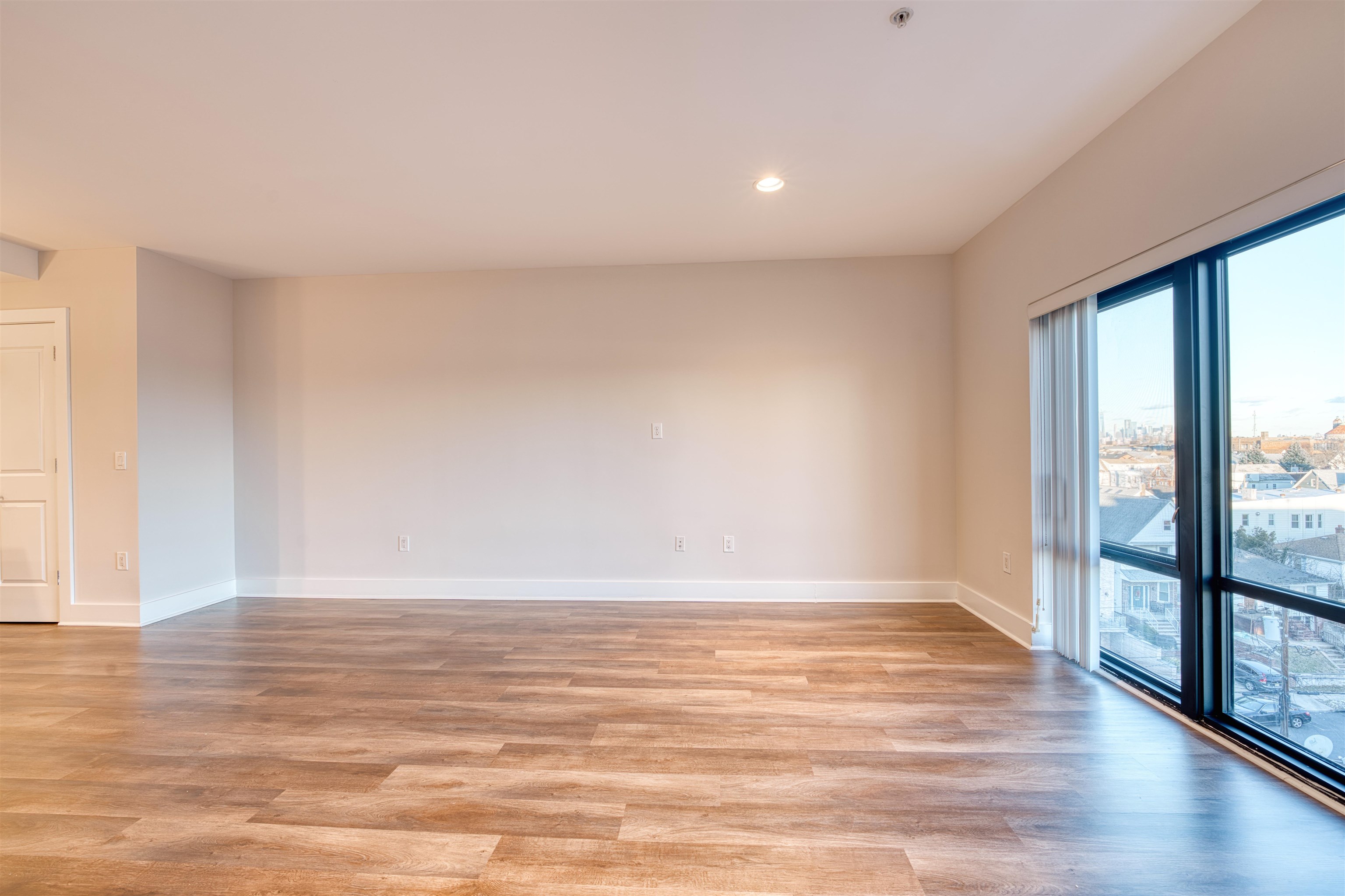 1040 John F. Kennedy Boulevard, Unit 504 Bayonne, NJ 07002 - Photo 10 of 37