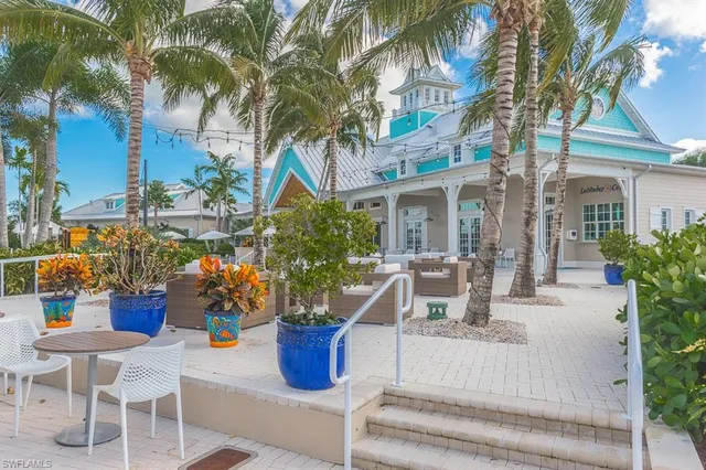 a view of outdoor space yard and patio