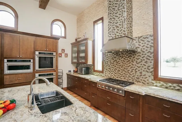 $5,500 | 825 Grubbs Road, Sealy, TX 77474