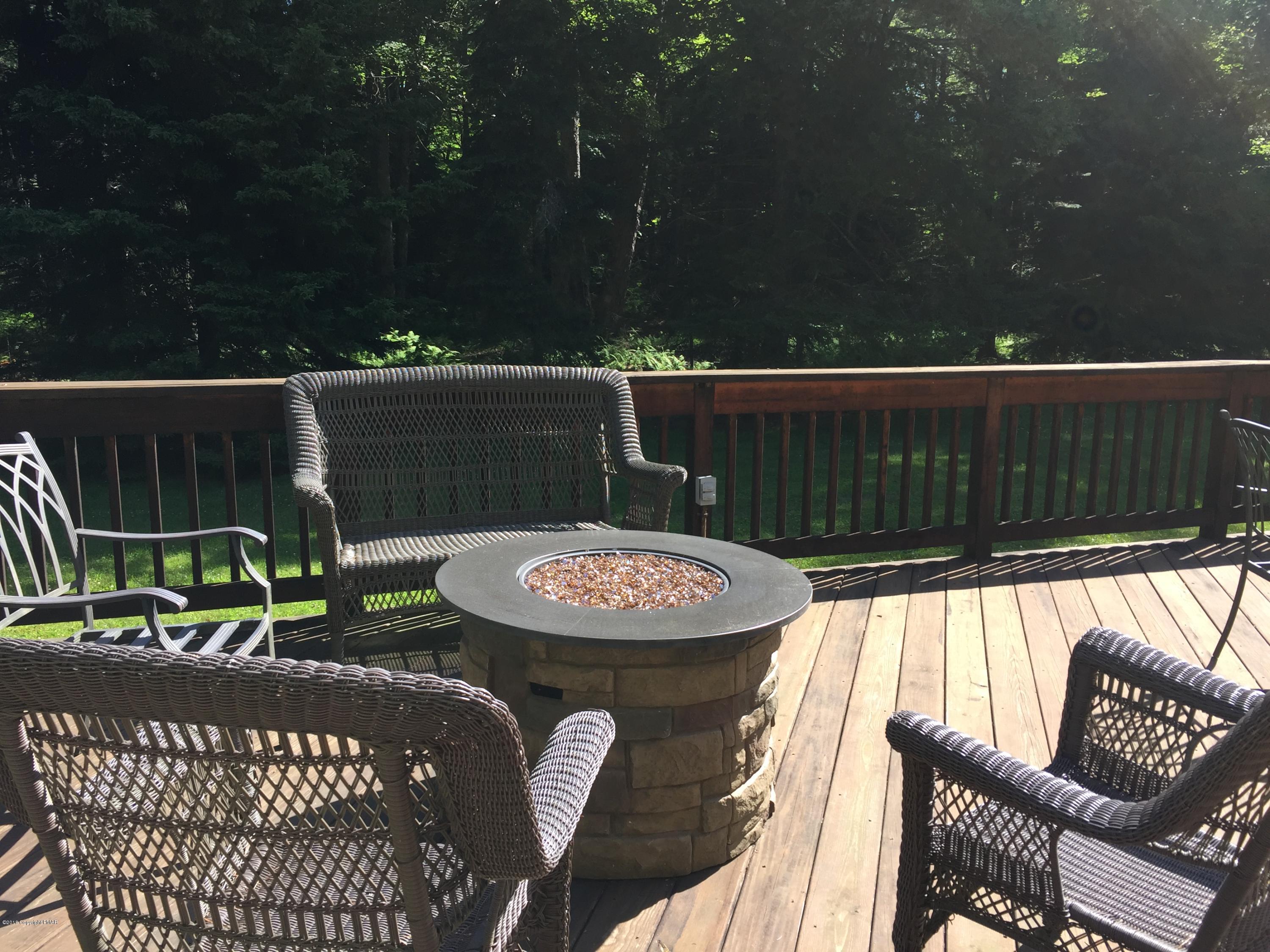 402 Sawmill Road Pocono Lake, PA 18347 - Photo 31 of 42 relax
