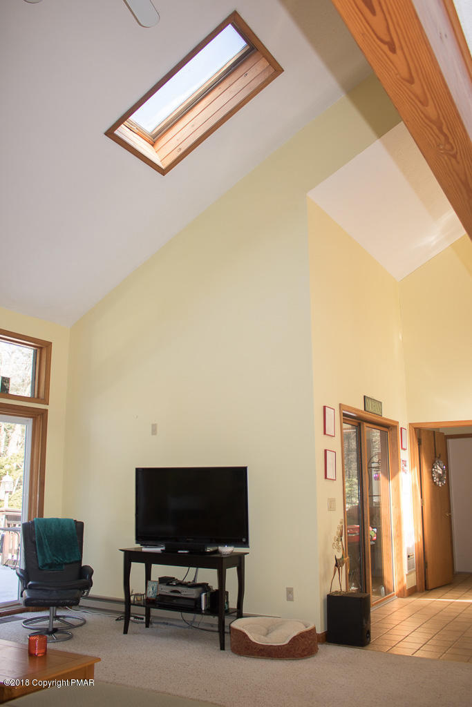 402 Sawmill Road Pocono Lake, PA 18347 - Photo 7 of 42 lots of skylights