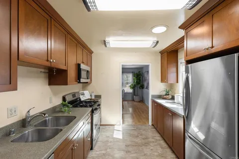$749,000 | 122 East Palomar Street, Chula Vista, CA 91911