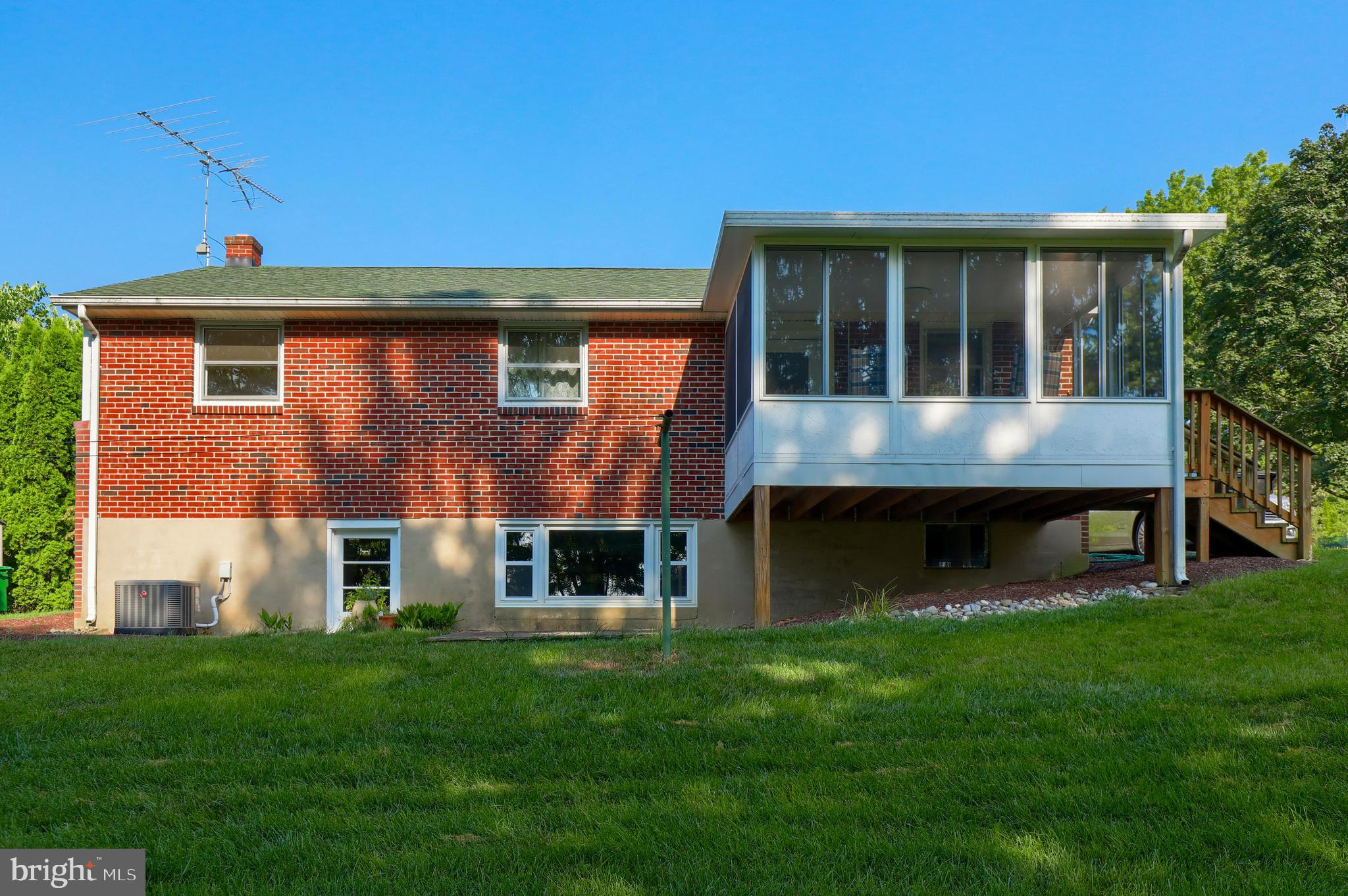 1719 Manor Ridge Drive Lancaster, PA 17603 - Photo 22 of 25 Gallery Image 22