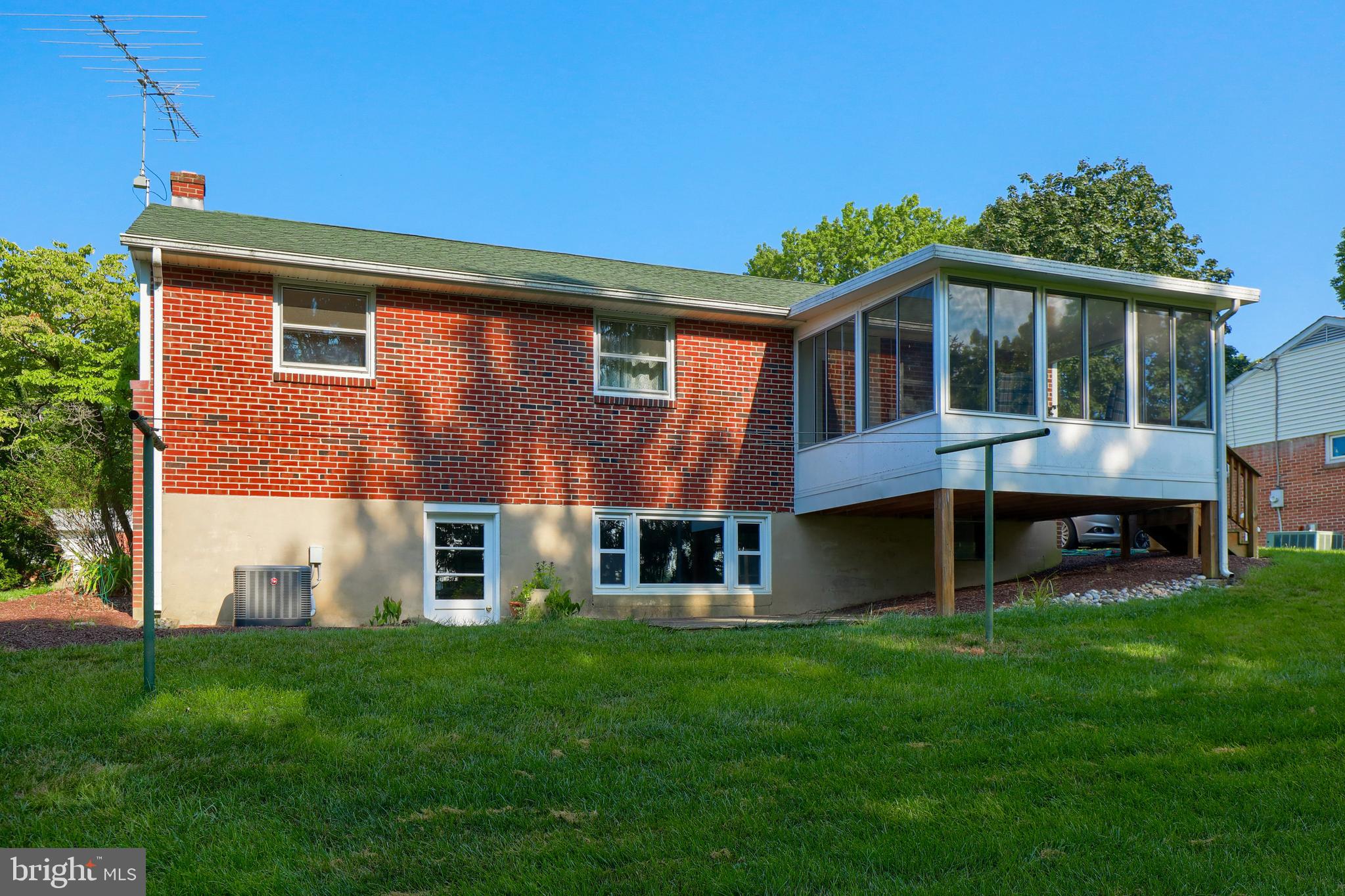 1719 Manor Ridge Drive Lancaster, PA 17603 - Photo 23 of 25 Gallery Image 23