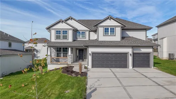 $634,950 | 2714 West Park Street, Olathe, KS 66061
