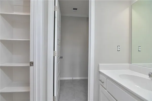 $634,950 | 2714 West Park Street, Olathe, KS 66061