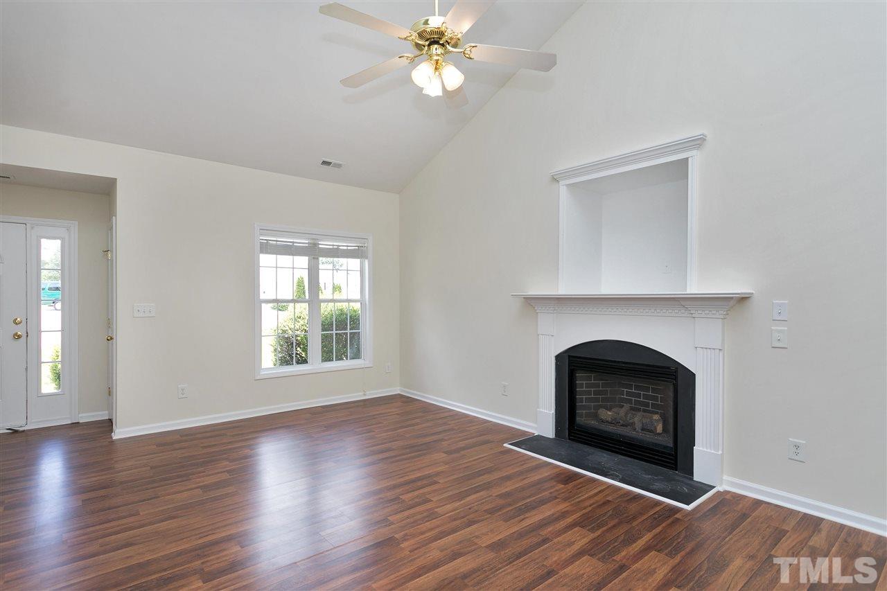 2712 Hope Diamond Court Raleigh, NC 27610 - Photo 2 of 30