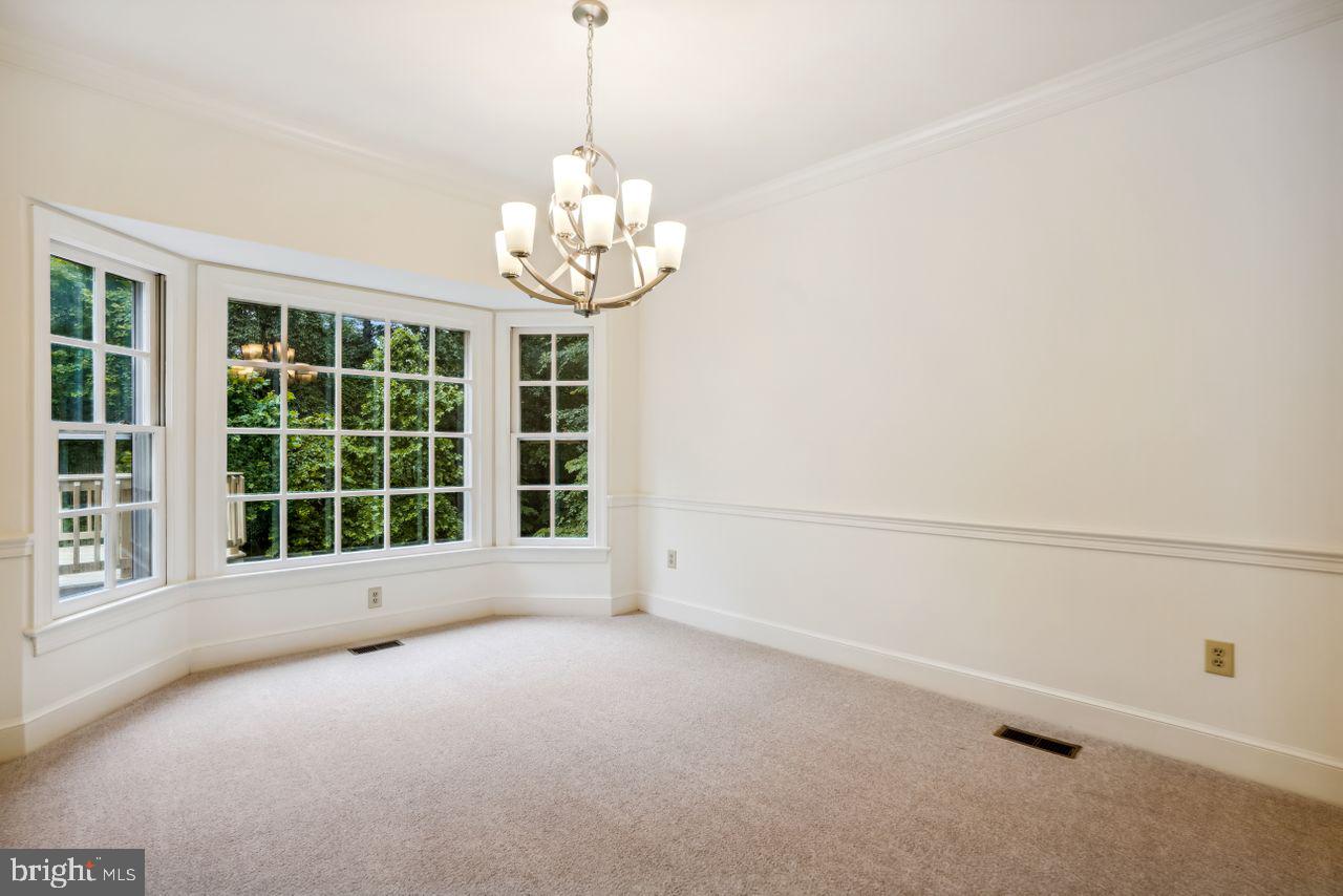 2311 Ridge Tree Court Ellicott City, MD 21042 - Photo 15 of 66 Dining Room w/Bay Window