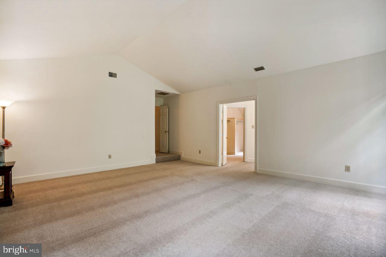 2311 Ridge Tree Court Ellicott City, MD 21042 - Photo 40 of 66 Primary Bedroom w/Large Walk-in Closet