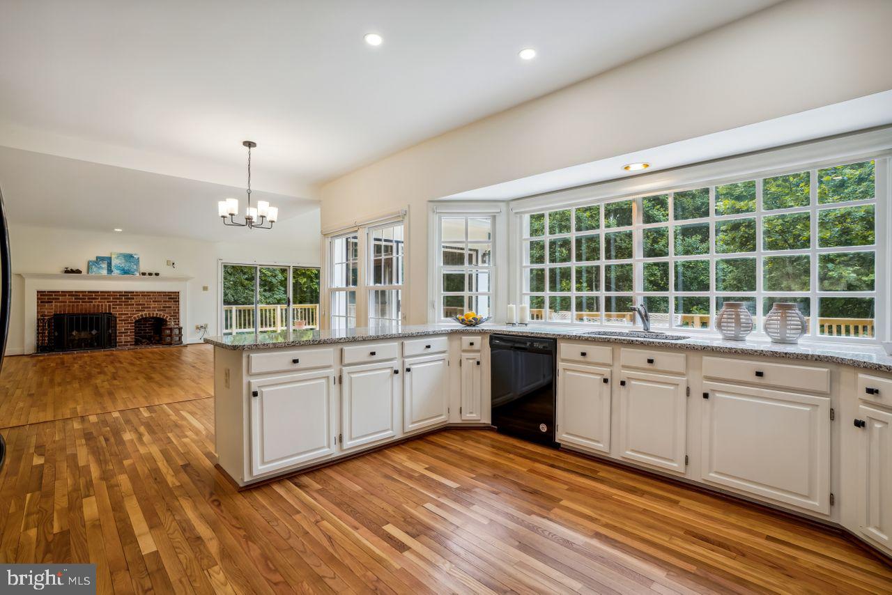 Kitchen, Family Room and Beautiful Hardwoods