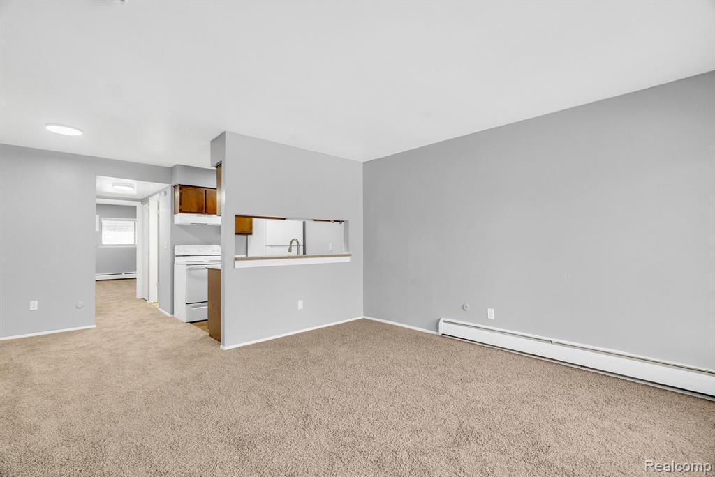 4535 Cadieux Road, Unit 42 / 210 Detroit, MI 48224 - Photo 4 of 16