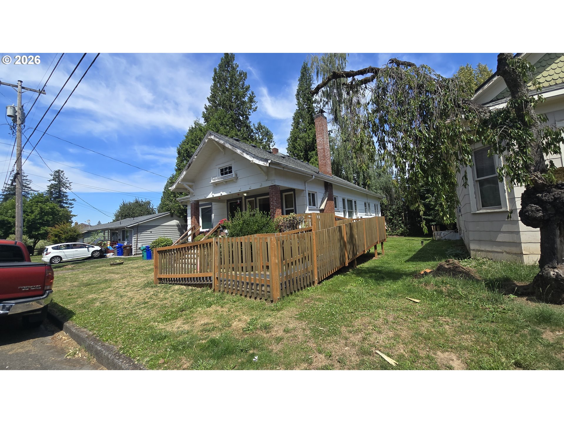 885 Northeast 3rd Street Gresham, OR 97030 - Photo 3 of 29