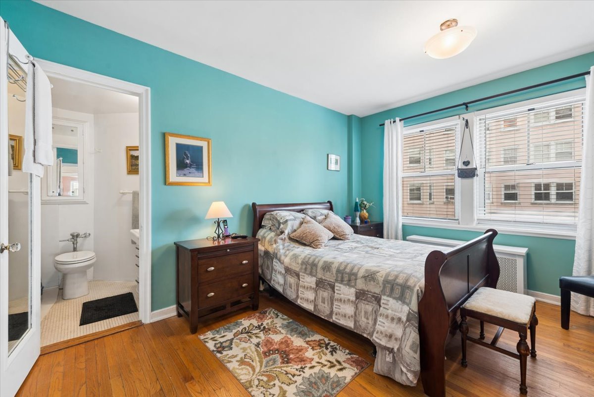 5555 North Sheridan Road, Unit 515 Chicago, IL 60640 - Photo 17 of 29