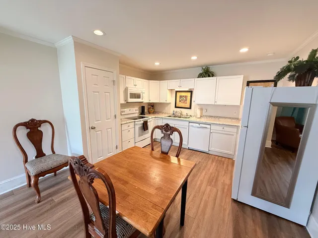 $1,650 | 1914 Trent Boulevard, Unit 9, New Bern, NC 28560