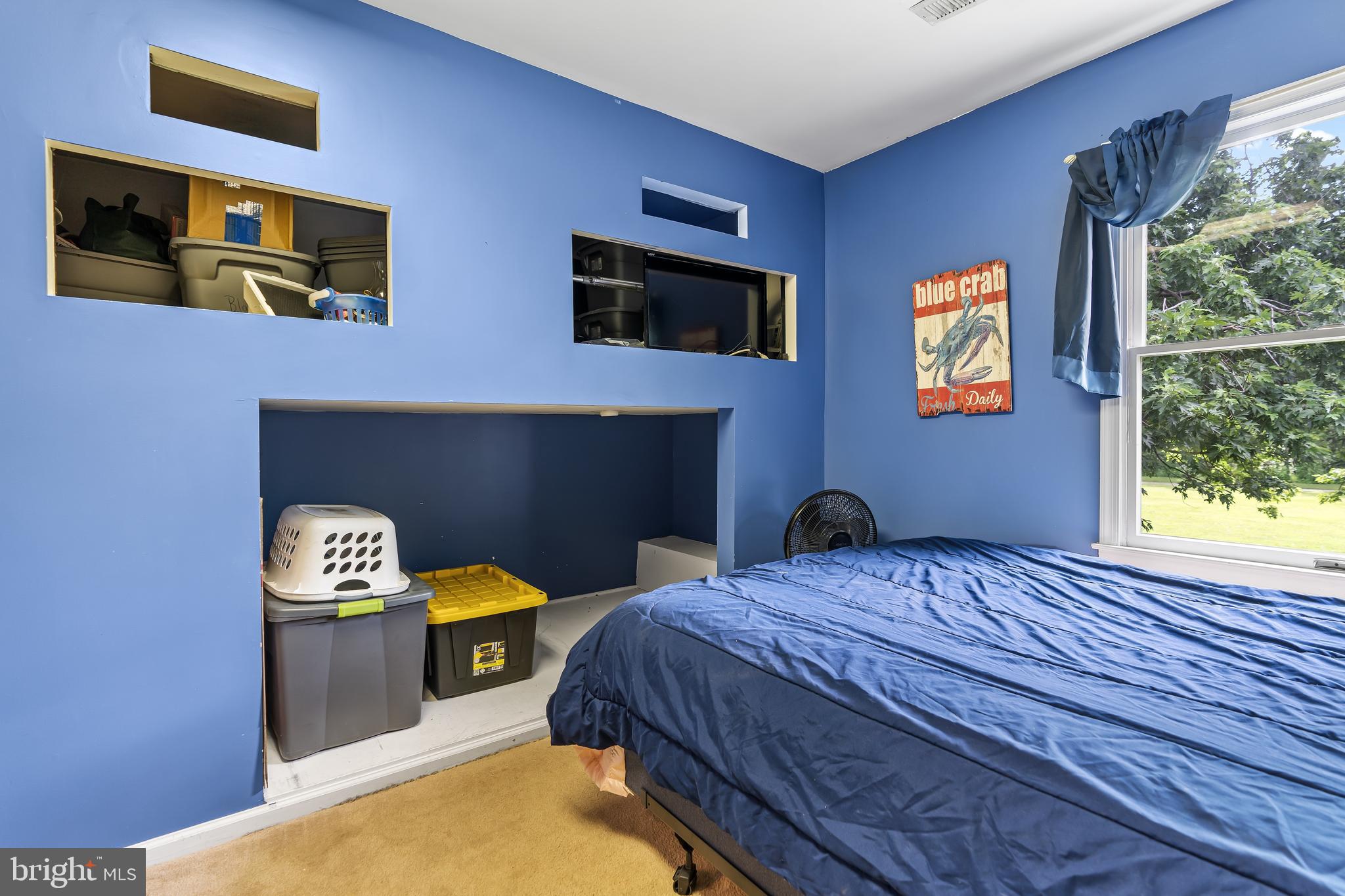 14433 Hicksville Road Clear Spring, MD 21722 - Photo 41 of 69 Bedroom