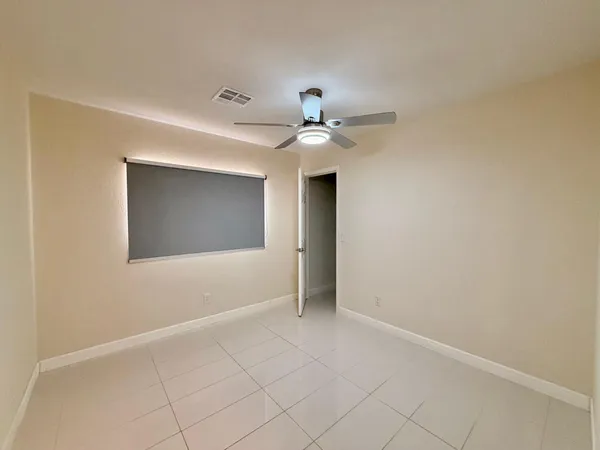 $1,800 | 686 West Kingman Loop, Casa Grande, AZ 85122