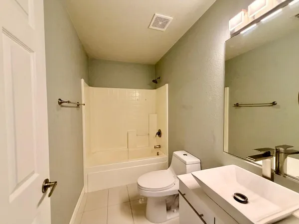 $1,800 | 686 West Kingman Loop, Casa Grande, AZ 85122