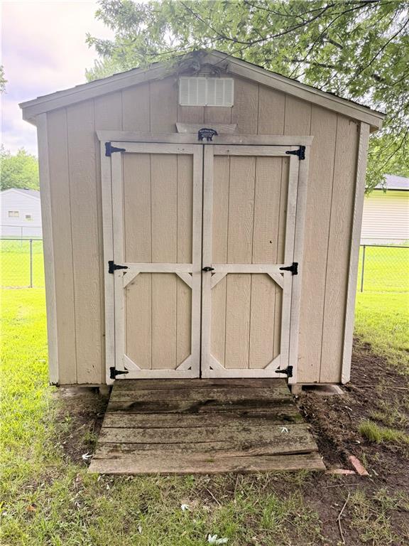 192 Southeast 421st Road Warrensburg, MO 64093 - Photo 21 of 22