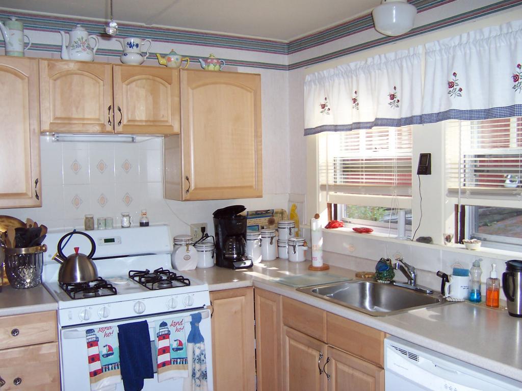 160 Spring Street Alton, NH 03810 - Photo 2 of 28