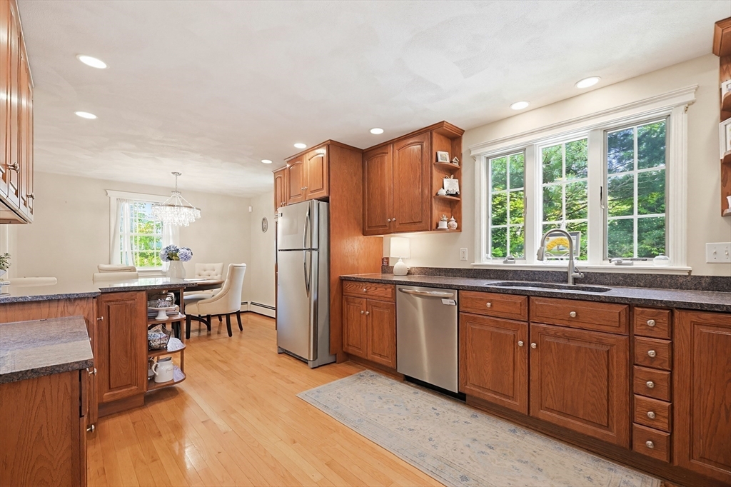 15 Calvin Road North Attleboro, MA 02760 - Photo 11 of 41