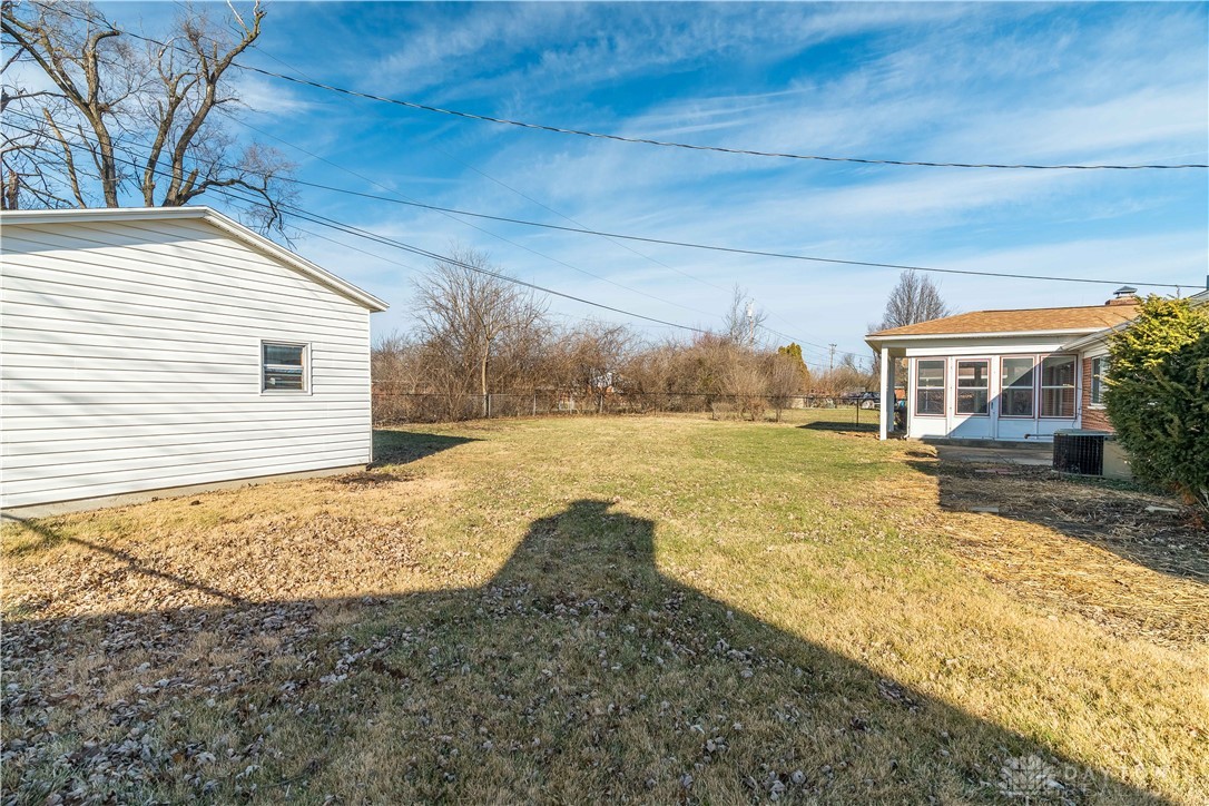 401 Stuckhardt Road Dayton, OH 45426 - Photo 26 of 31 Gallery Image 26