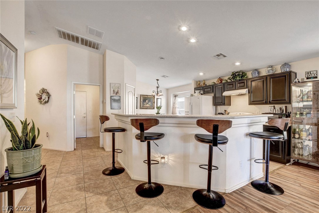 4524 Silverwind Road North Las Vegas, NV 89031 - Photo 6 of 25 Gallery Image 6