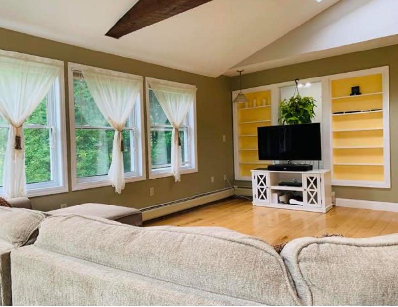 14 Ferry Road South Hero, VT 05486 - Photo 8 of 53