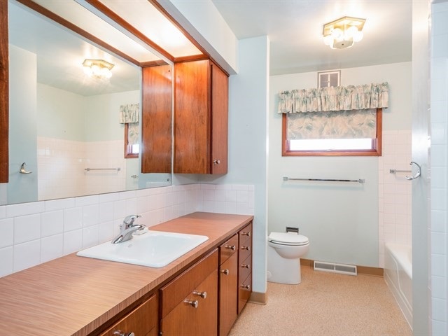 1321 South Wilbur Road Spokane Valley, WA 99206 - Photo 9 of 20
