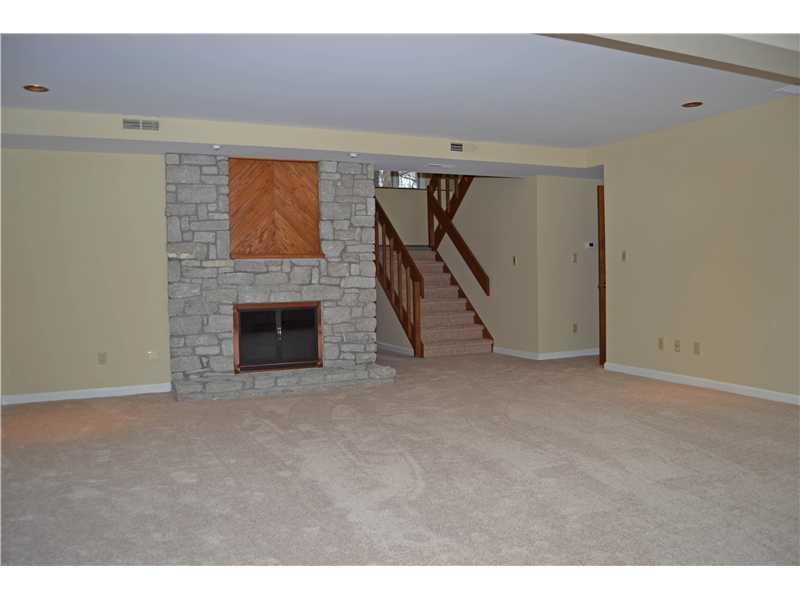 8740 Mud Creek Road Indianapolis, IN 46256 - Photo 12 of 22