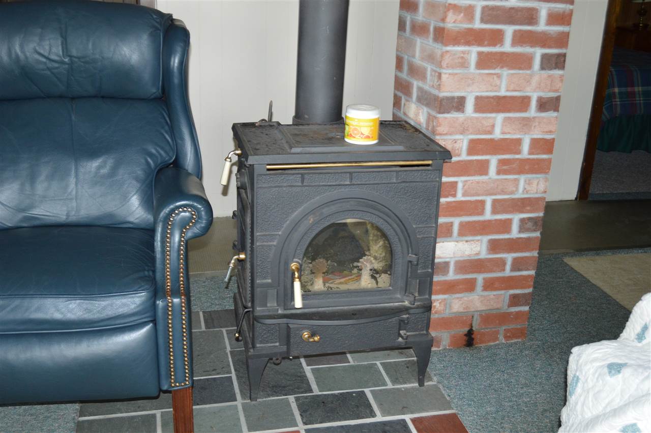 362 Moore Hill Road Newbury, VT 05051 - Photo 5 of 11 Gallery Image 5