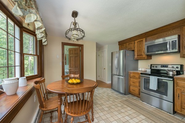 74 Bennett Hill Road Rowley, MA 01969 - Photo 5 of 26 Gallery Image 5