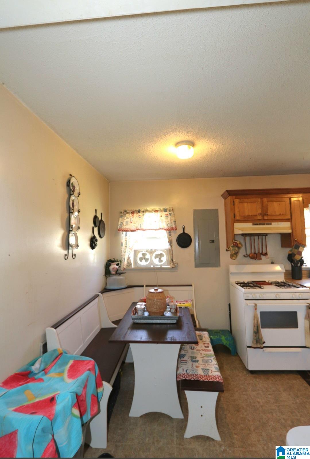 801 Walnut Street Talladega, AL 35160 - Photo 4 of 25
