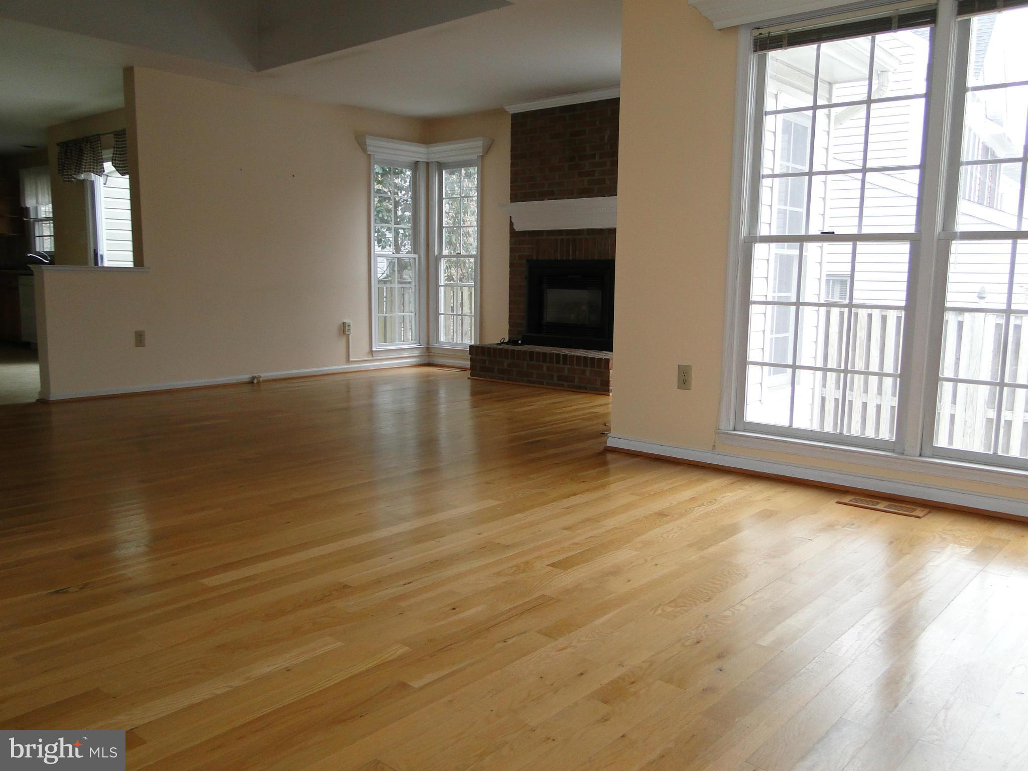 1777 Rochester Street Crofton, MD 21114 - Photo 8 of 30 Family Room
