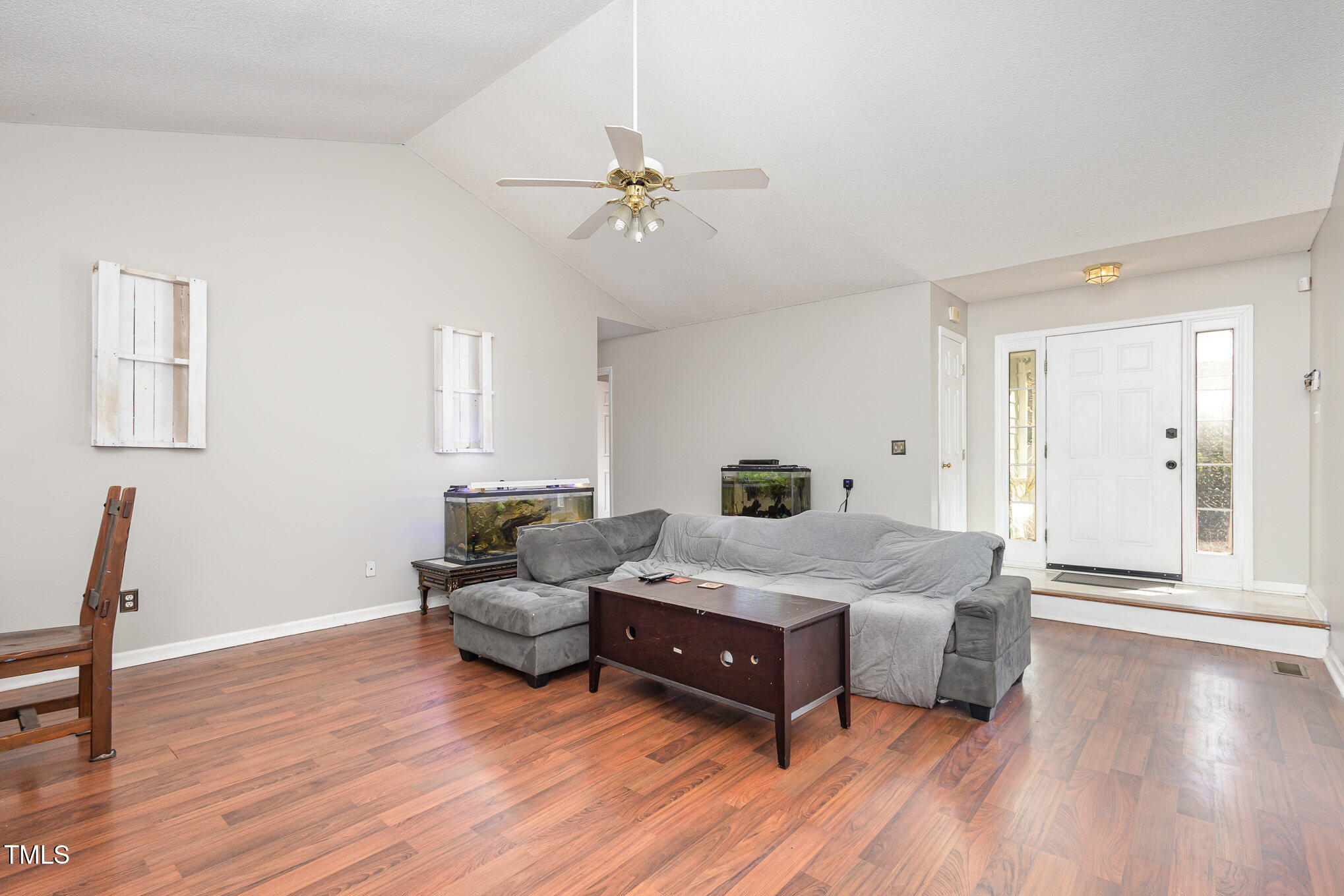 176 Ridge Way Lane Clayton, NC 27520 - Photo 5 of 20 Living Room