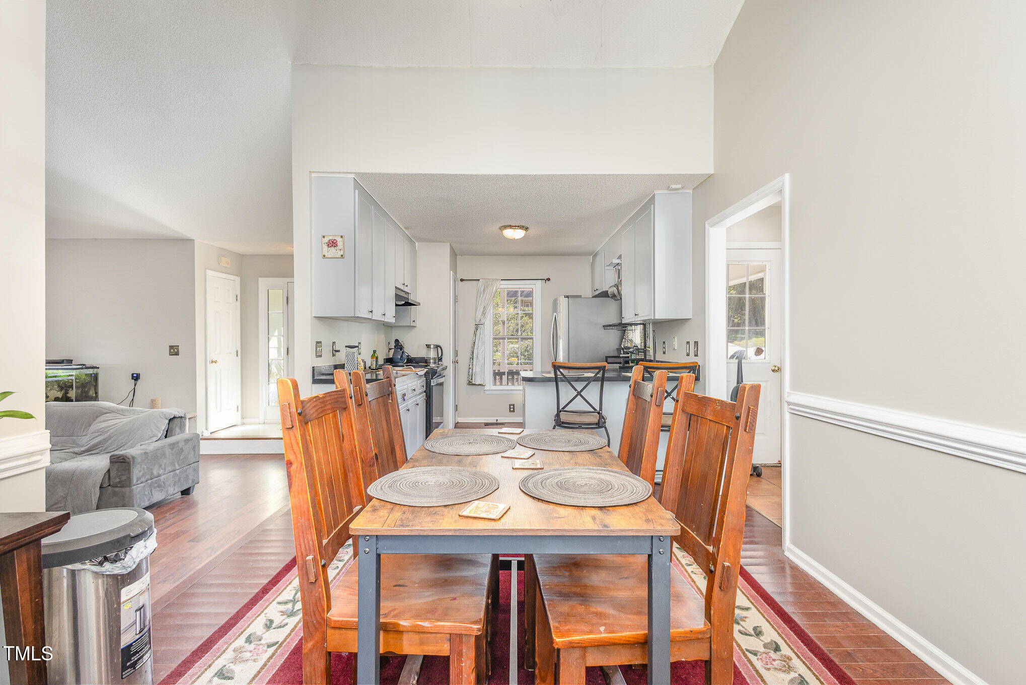 176 Ridge Way Lane Clayton, NC 27520 - Photo 8 of 20 Dinning