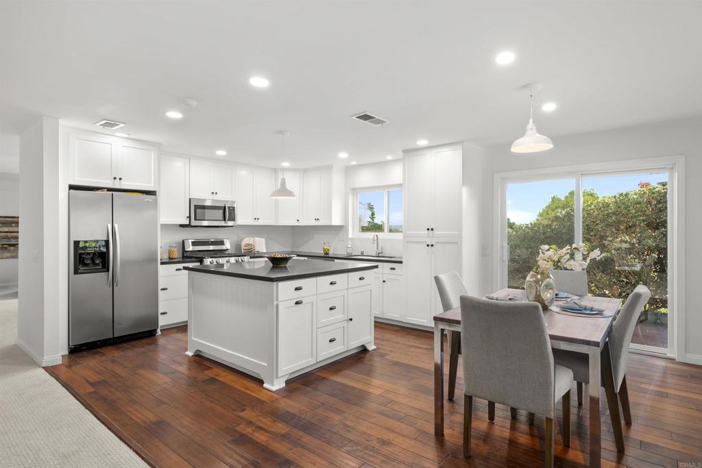 17415 Valle Verde Road Poway, CA 92064 - Photo 18 of 61