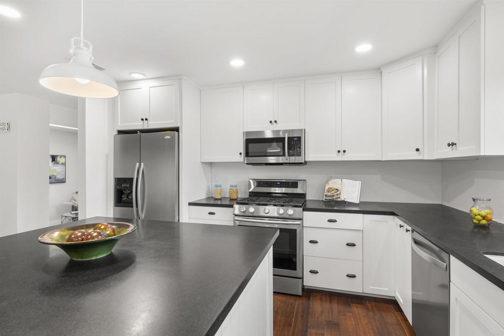 17415 Valle Verde Road Poway, CA 92064 - Photo 20 of 61