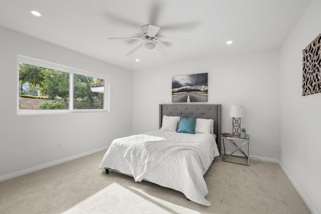 17415 Valle Verde Road Poway, CA 92064 - Photo 43 of 61