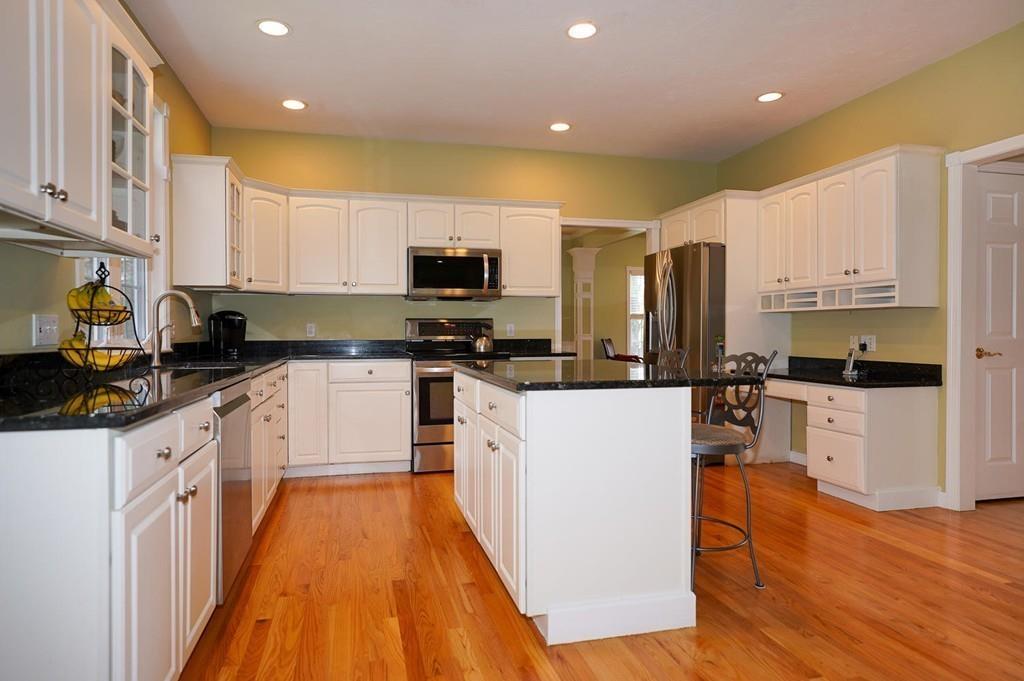 24 Broken Tree Road Medway, MA 02053 - Photo 12 of 39 Gallery Image 12