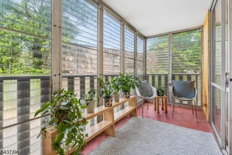 530 Valley Road, Unit 2V Montclair, NJ 07043 - Photo 7 of 15