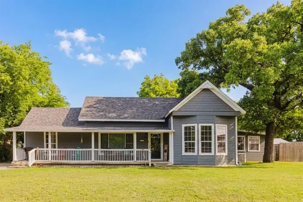 $170,000 | 201 East Plummer Street, Eastland, TX 76448