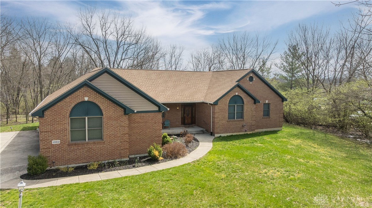 1962 Rich Road Beavercreek, OH 45432 - Photo 1 of 55
